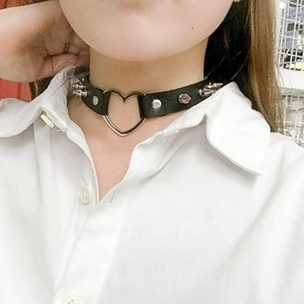 Gothic Punk Black PU Leather‎ Necklace Adjustable with Heart and Spikes